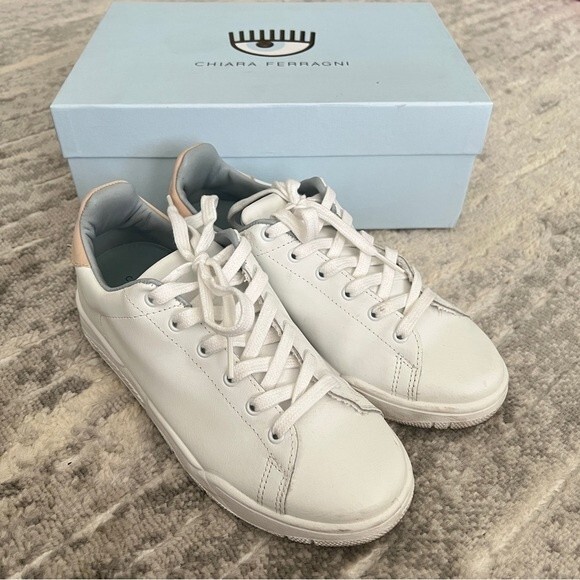 Chiara Ferragni Eye Fly Classic Lace Up Sneaker in White - Picture 4 of 13